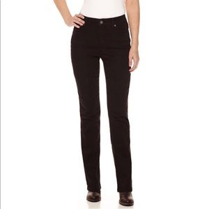 Nwt black slimming  jeans 